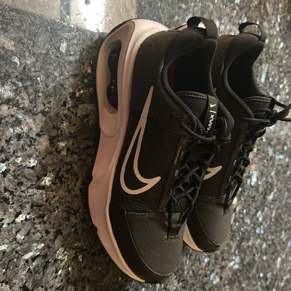 WMNS AIR MAX INTERLOCK 'BLACK WHITE Size 8.5 - Picture 6 of 9